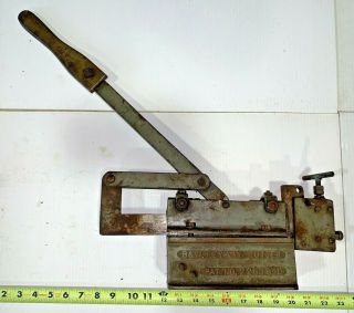 Antique Bodensteiner MFG Co.  B&W Keyway Cutter,  DesMoines,  Iowa (Antique Tools) 2