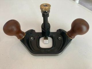Veritas Large Router Plane with Fence 05P3820 and extra blades 05P3842 2