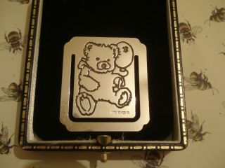 Enchanting,  Finely Crafted Sterling Silver: Engraved Teddy Bear Design Book Mark