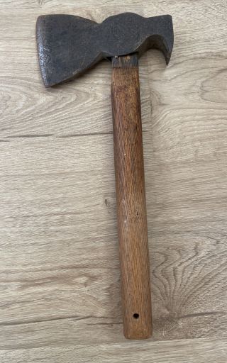 Antique Kelly Axe Mfg Co.  Black Raven Hatchet Hammer W/ Nail Puller
