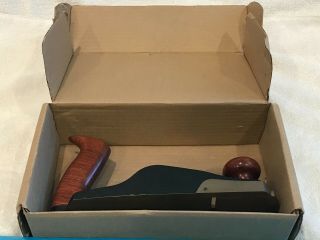 Veritas Bevel Up Smoother Plane With Box.