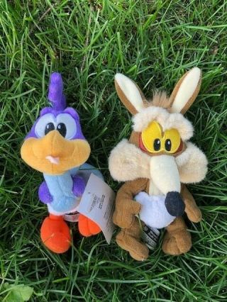 1999 Warner Brothers Baby Looney Tunes Road Runner And Wile E Coyote Bean Bag Pl