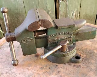 Littlestown No.  112 Swivel Bench Vise with Anvil 2