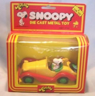 Aviva Diecast Snoopy Sports Car Metal Toy Peanuts Woodstock 1966 MIOP Exclnt 3