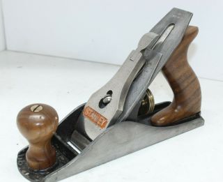& Tuned Stanley No 4 Type 18 Hand Plane With Walnut Tote & Knob