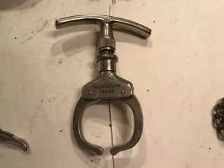Vintage Iron Claw Handcuffs (come Along)