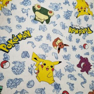 Vintage 1995 Pokemon Twin Size Blanket 90x70 Bedding Pikachu Charmander Ivysaur