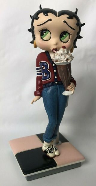 Betty Boop Figurine " Campus Cutie ".  1996 The Danbury.  Collectible