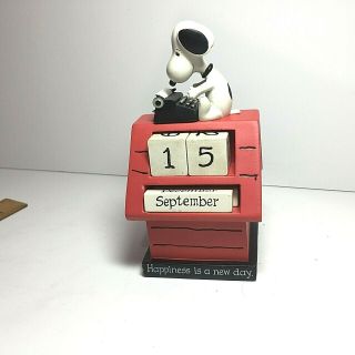 Hallmark Peanuts,  Snoopy " Happiness Is A Day " Perpetual Calendar Figurine