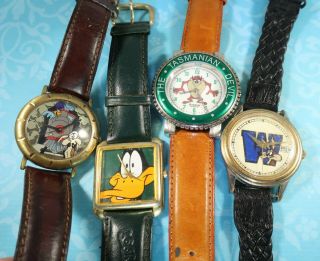 4 Vintage Warner Brothers Watches Taz Devil Roadrunner Wile E Coyote Daffy Duck