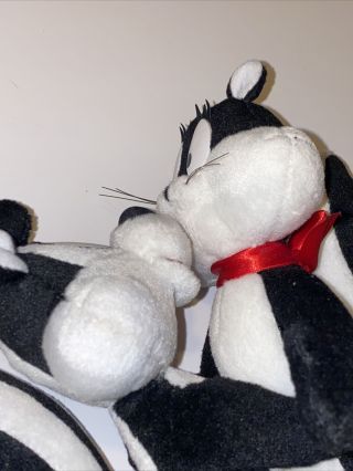 Pepe Le Pew and Penelope Kissing Plush Set,  Looney Tunes,  10 