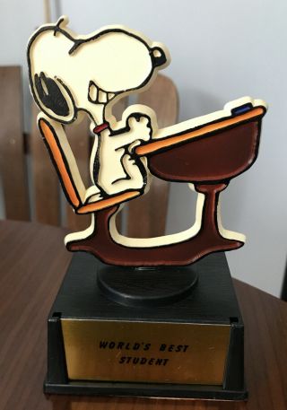 Vintage Peanuts Snoopy Aviva Trophy " World 