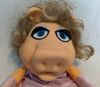 Vintage The Muppet Show Fisher Price Miss Piggy Puppet Doll 855 2