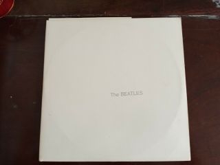 The Beatles White Album Dual Lp.  Inserts And Photos.  Swbo 101
