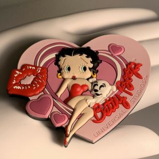 Betty Boop Universal Studios Magnet Pudgy 2006 Heart Lips Pink