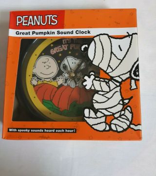 Peanuts Halloween Great Pumpkin Sound Clock Charlie Brown,  Linus,  Snoopy