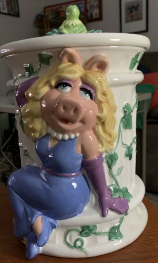 Muppet Show Miss Piggy & Kermit Frog Treasure Craft Cookie Jar