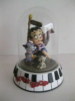 Betty Boop Franklin " Bourbon Street Betty " Figurine With Glass Dome