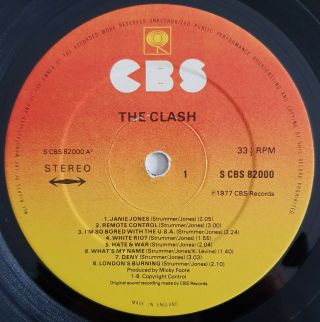 Clash - The Clash 1977 UK Pressing CBS Records S CBS 82000 3