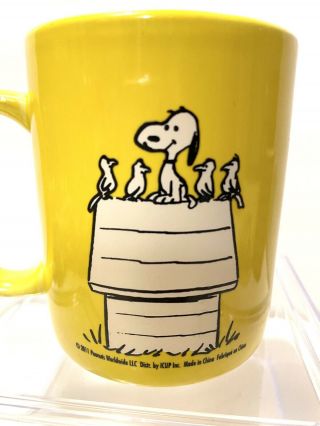 Snoopy Peanuts Gang Happiness Is Friends Ceramic Coffee Mug Cup 10 Oz.
