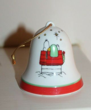 Vintage 1960s Schulz Peanuts Snoopy Peace On Earth Christmas Bell Ornament