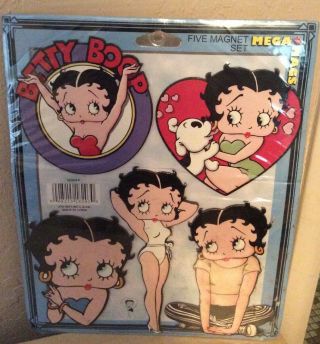 Collectable Betty Boop Five Magnet Set - Mega Mags
