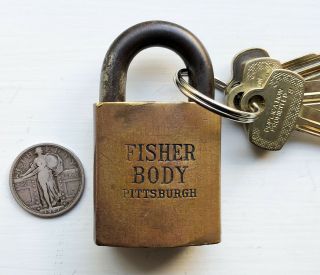 Vintage Best Logo Padlock Fisher Body Pittsburgh,  3 Operable Keys
