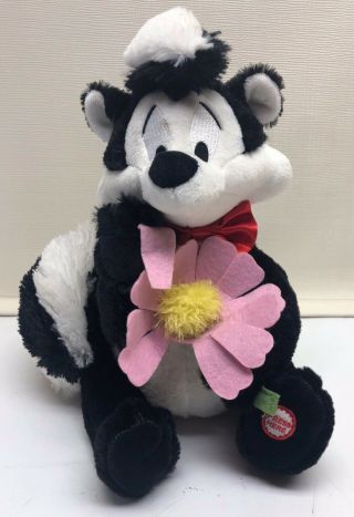 Valentines Pepe Le Pew Skunk Talking Plush I Pick You W/ Flower Warner Bros