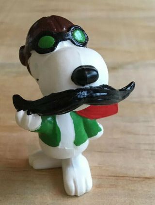 Snoopy As The Red Baron Pilot Vintage Peanuts Rare Small Figurine