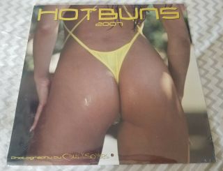 Hot Buns 2007 Wall Calendar Sexy Pin - Up Girls Swimsuit Bikini Butt Babes