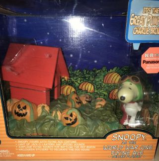 Memory Lane Peanuts Snoopy Wwi Flying Ace Playset Halloween Light Up Pumpkin