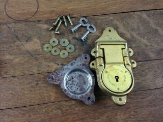 Vintage Eagle Lock Co.  Foot Locker Trunk Lock Brass Colored Wh - 16