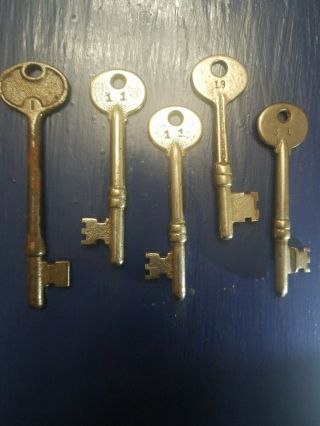 Antique Skeleton Keys,  Solid Barrell,  Steel,  3.  75 " And 3 "
