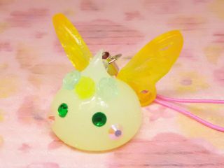 Large Hoppe Chan With Butterfly Wings And Green Eyes Silicon Mini Mascot Kawaii