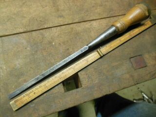 Vintage T H Witherby 1/4 " Square Edge Socket Chisel Old Wood Carving Tool