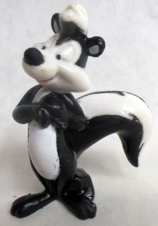 Pepe Le Pew Love Wb Pvc Warner Brothers Looney Tunes 2 " Tall Figure Topper Toy