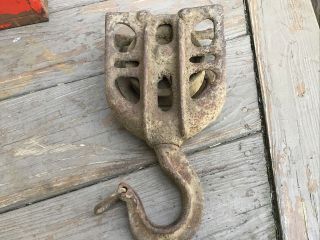 Antique Vintage Barn Hay Trolley Hook Pulley Cast Iron