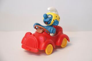 Vintage 1979 Peyo Schleich Racecar Red Car Driver Smurf Figure