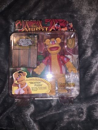 Palisades Toys The Muppet Show 25 Years Vacation Fozzie Bear Figure