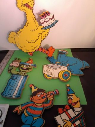 Rare Vintage Muppets Sesame Street Wall Hanging Pressed Cardboard Party