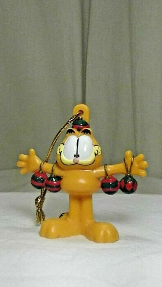 Garfield Christmas Balls Ornament 2004 Russell Stover Paws