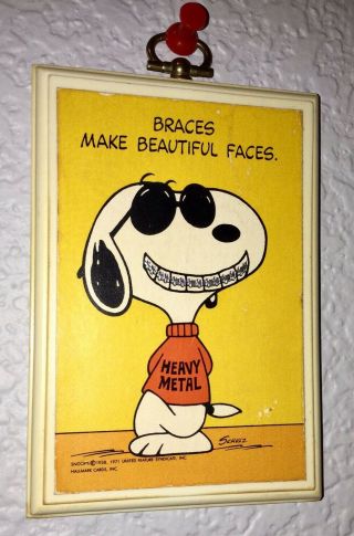 Vintage Snoopy Wall Plaque Braces Make Faces " Heavy Metal " Dentistry