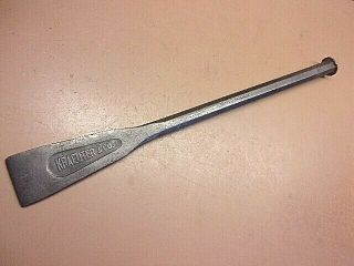 Kraeuter & Co.  No.  336x18 Forged Steel Pry Bar 18 " Long 2 " Edge Whistle