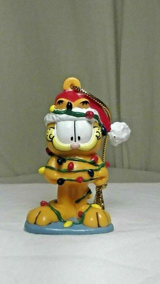 Garfield In Christmas Lights Ornament 2004 Russell Stover Paws