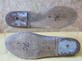 Vintage Pair,  2 COBBLER SHOE LASTS,  Wood,  Size 7C Adult 3