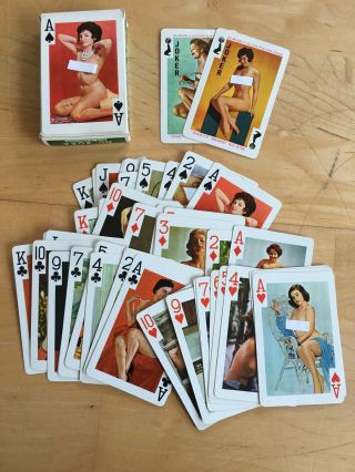 Vintage 1977 Gaiety " 54 Models " Colour Playing Cards No.  202a Deck Game