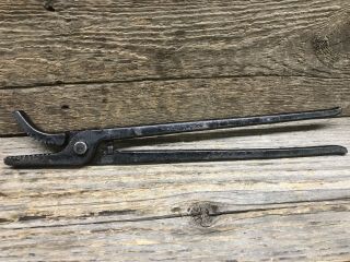 Vintage Heller Blacksmith Farrier Curved Jaw Hoof Clincher Tongs Pliers 13 1/2”