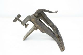 Vintage Bench Mount Cast Iron Hand Saw Set Tool Clamp Adjustable M59