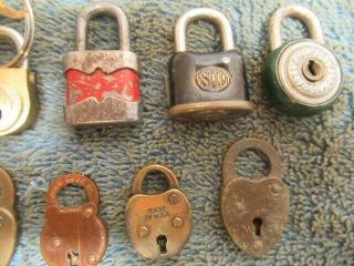 10 different old miniature padlock lock 1 with key.  SUL,  9 ARE NO NAME.  n/r 3