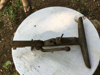 Antique Bench Mount Saw Blade Vice 2